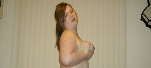Femme ronde nue pour plan hot