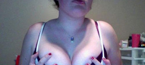 Quarantenaire mature pour plan cul