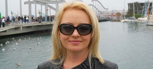 Blonde ronde cherche un plan Q sur Paris 75
